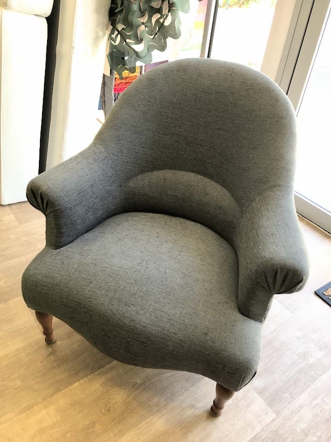 Tissu ameublement fauteuil boutique Mougins créations